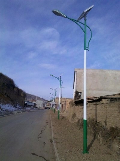 農(nóng)村太陽(yáng)能路燈